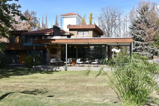 Telos En Villa Parque Siquiman